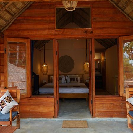 Gaga Bees Ella Hotel Luaran gambar
