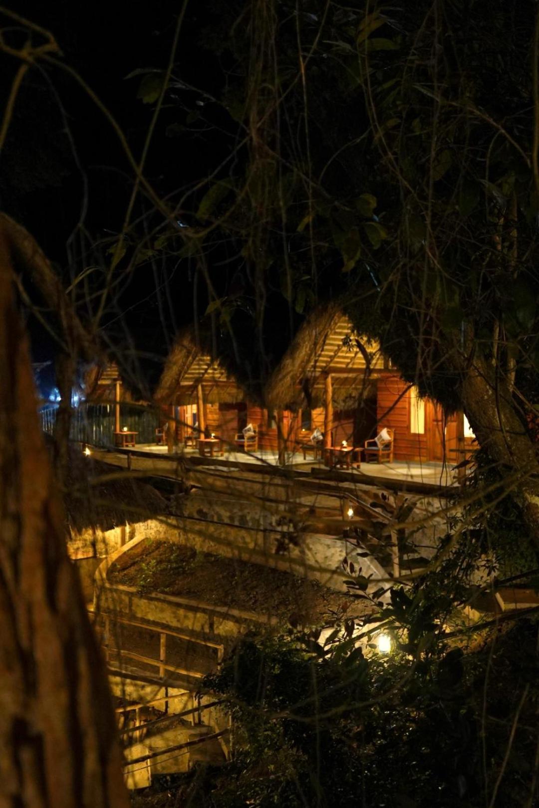 Gaga Bees Ella Hotel Luaran gambar