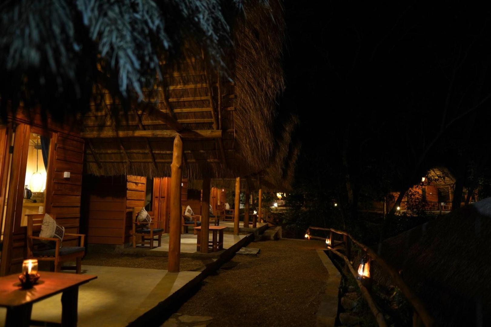 Gaga Bees Ella Hotel Luaran gambar