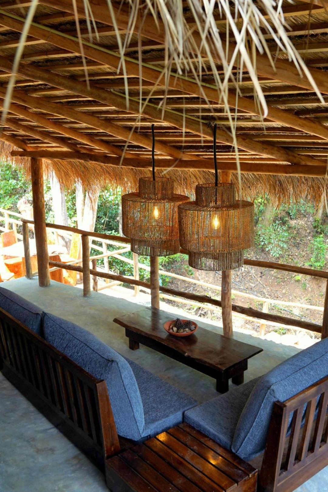 Gaga Bees Ella Hotel Luaran gambar