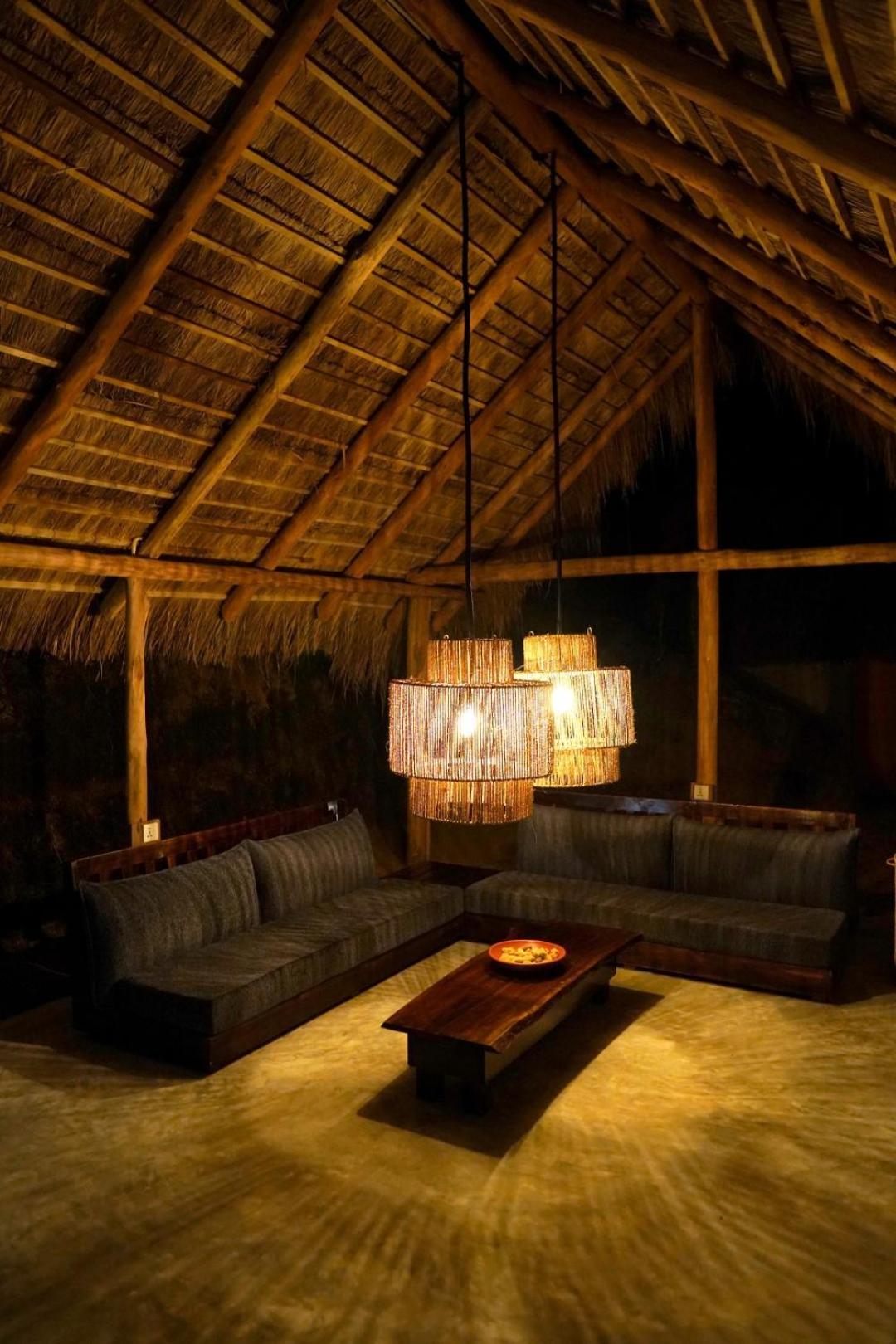 Gaga Bees Ella Hotel Luaran gambar