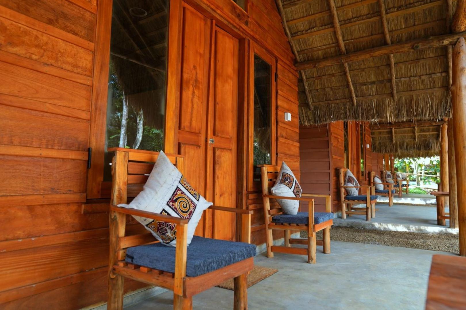 Gaga Bees Ella Hotel Luaran gambar
