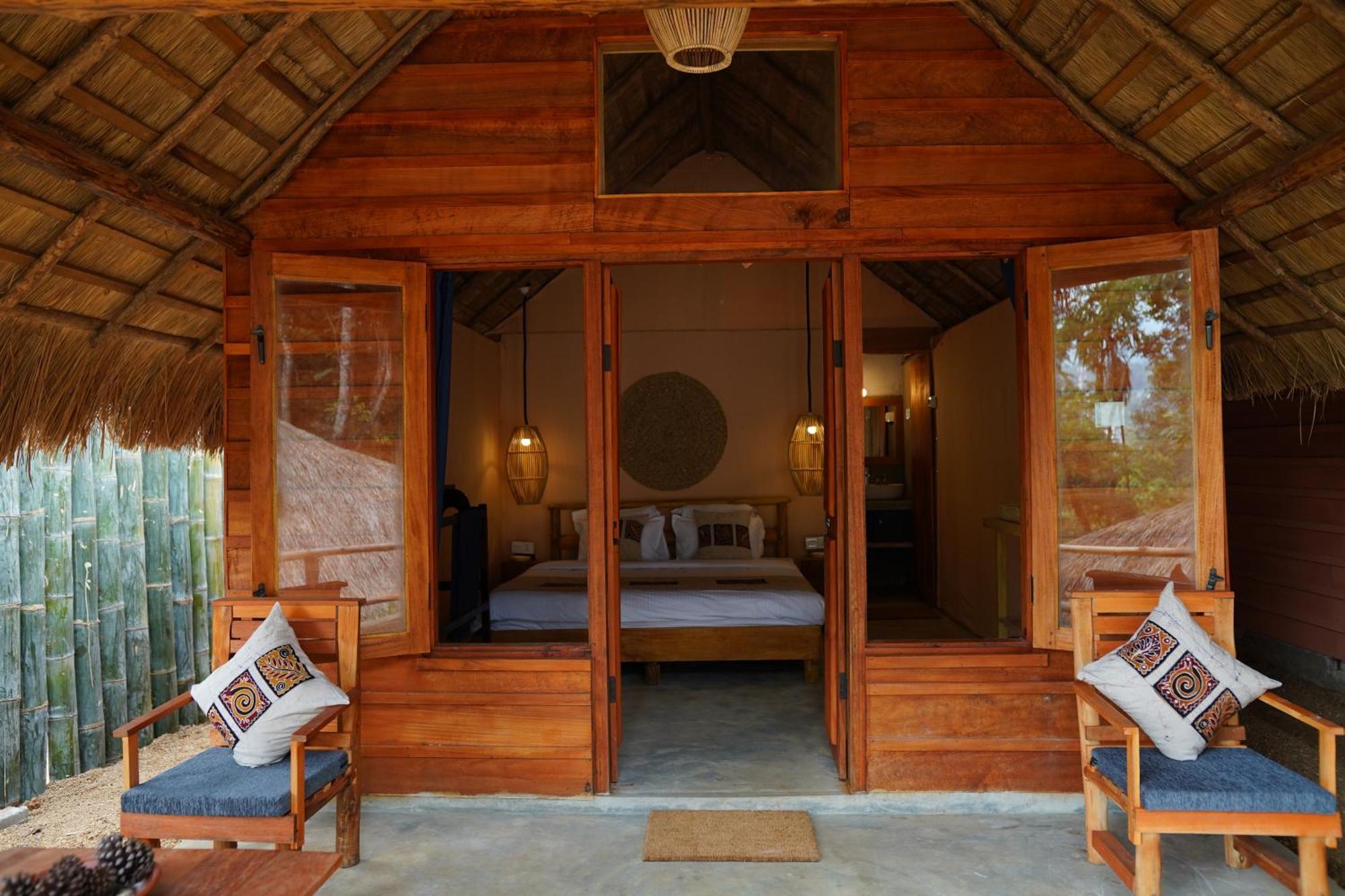 Gaga Bees Ella Hotel Luaran gambar