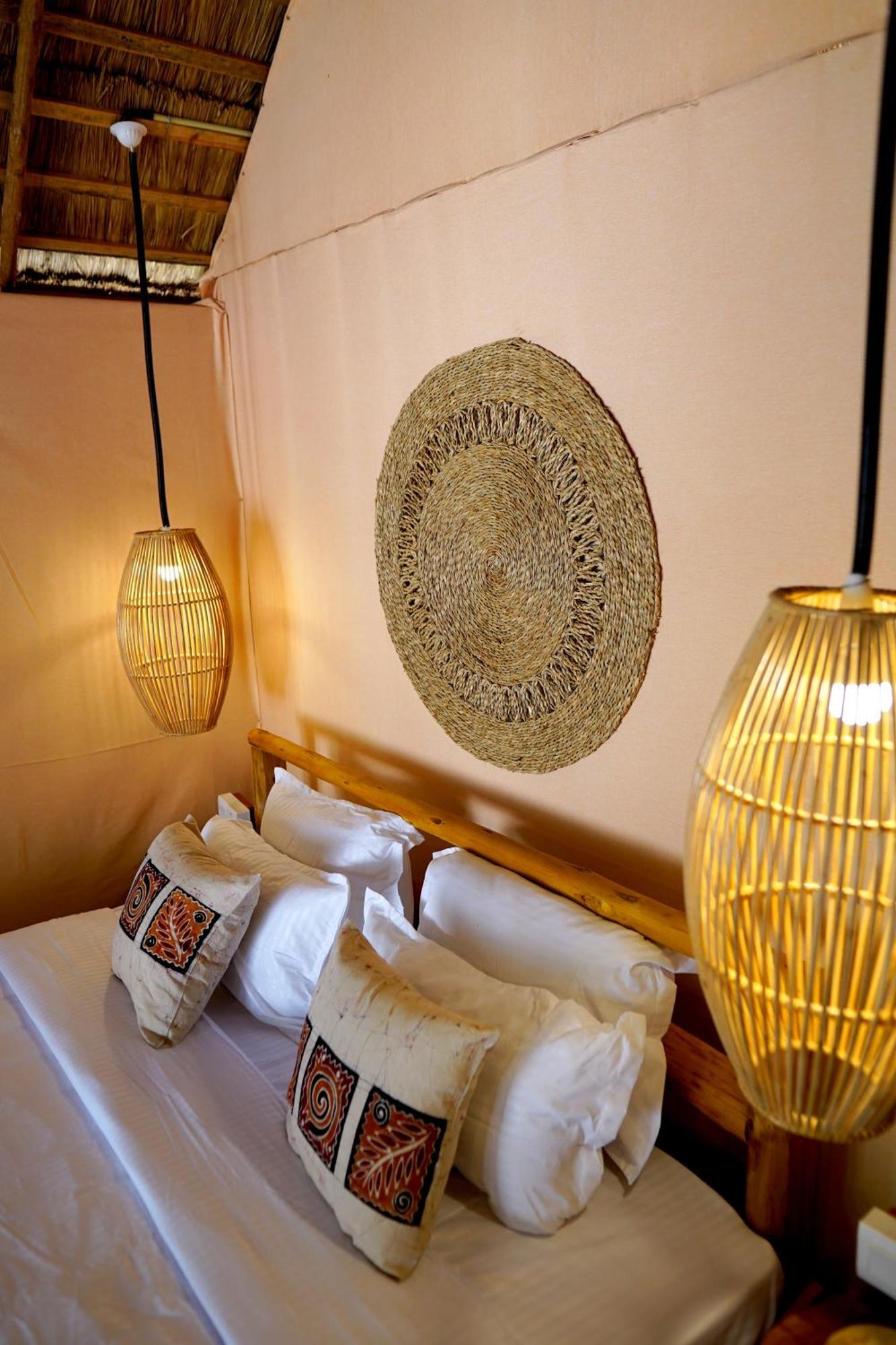 Gaga Bees Ella Hotel Luaran gambar