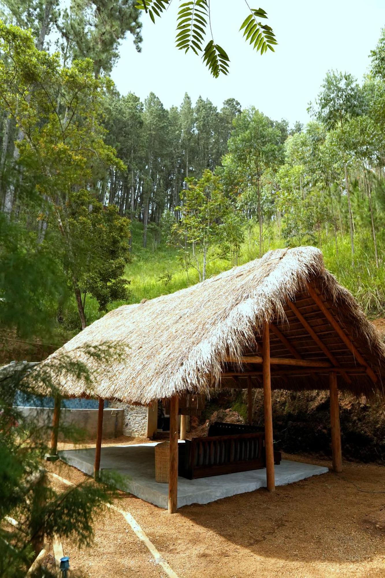 Gaga Bees Ella Hotel Luaran gambar